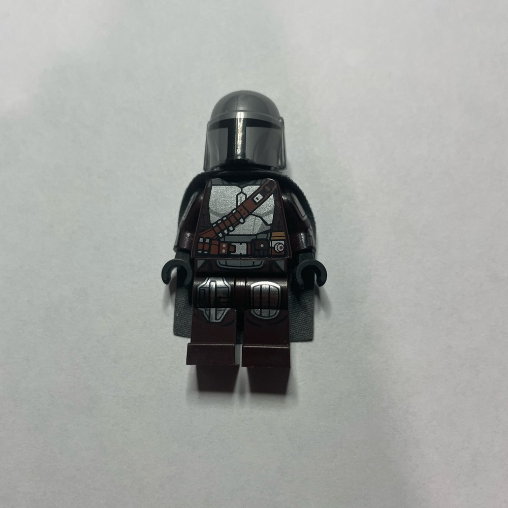 LEGO Star Wars The Mandalorian Din Djarin Beskar Armor Cape Minifigure sw1135 E5